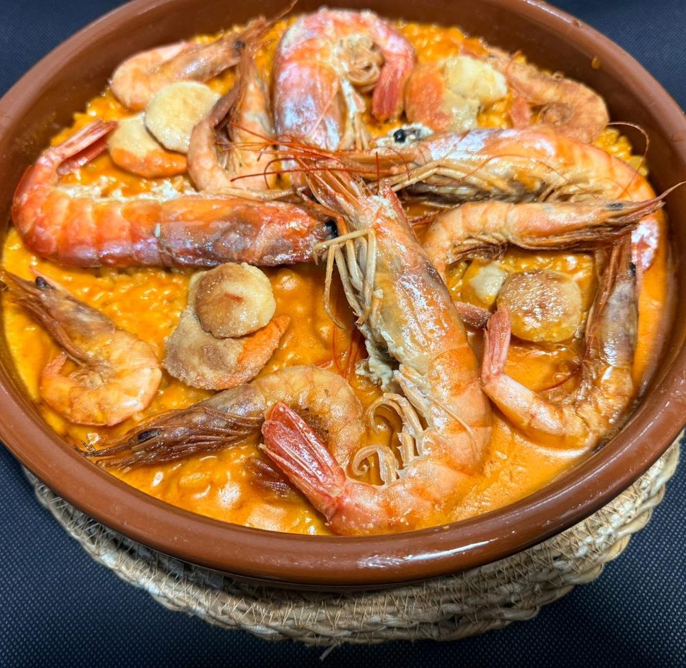 Arroz de langostinos y vieiras